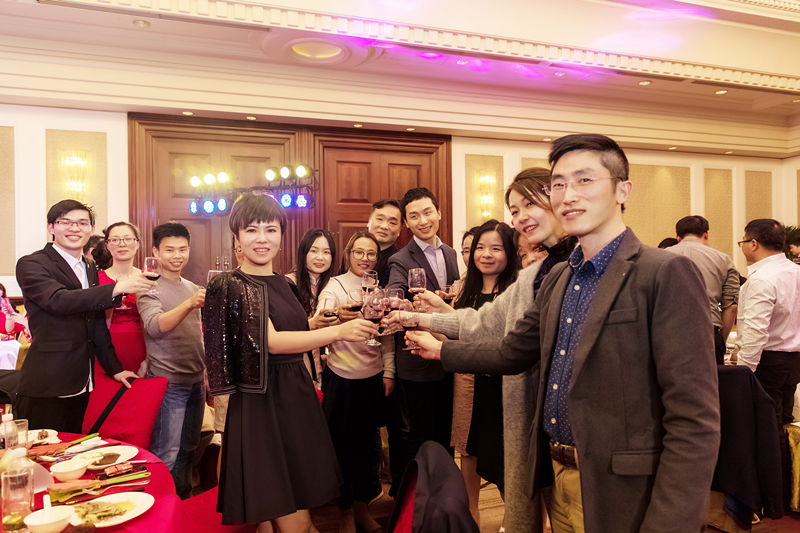 1520212681338345.png 晚宴_副本.png